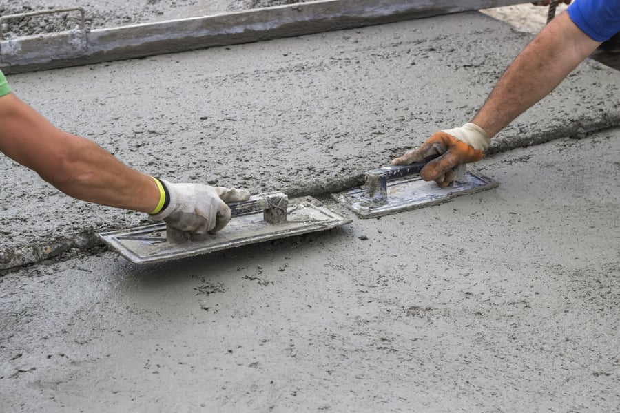 Concrete floor layers - moisture management