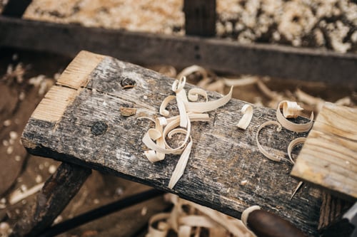 How to Get the Most Out of Your Moisture Meter: A Guide for Lumbermen and Woodworking Professionals